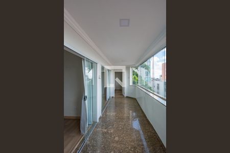 Apartamento à venda com 250m², 4 quartos e 2 vagasVaranda dos Quartos 