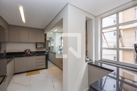 Apartamento à venda com 250m², 4 quartos e 2 vagasCozinha