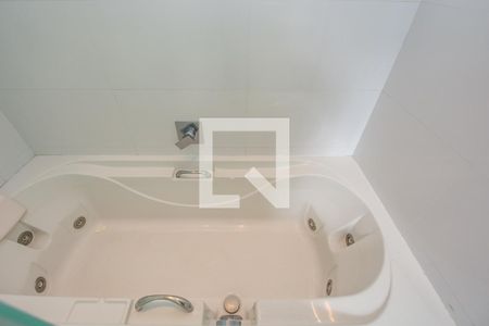 Apartamento à venda com 250m², 4 quartos e 2 vagasBanheiro da Suíte