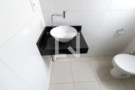 Apartamento à venda com 42m², 2 quartos e 1 vaga Apartamento à venda com 42m², 2 quartos e 1 vagaBanheiro