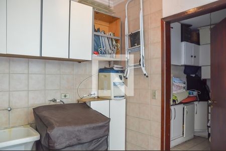 Casa à venda com 170m², 3 quartos e 2 vagas Casa à venda com 170m², 3 quartos e 2 vagasÁrea de Serviço