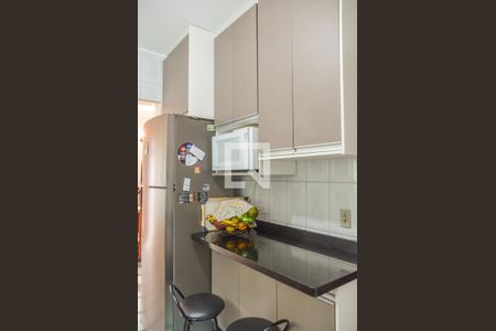 Casa à venda com 170m², 3 quartos e 2 vagas Casa à venda com 170m², 3 quartos e 2 vagasCozinha