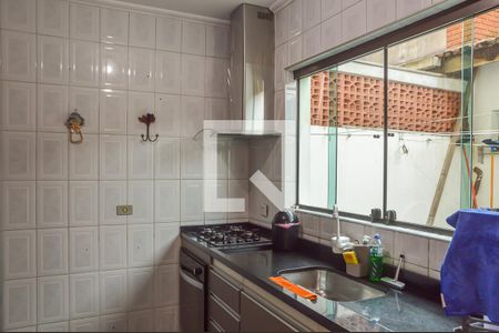 Casa à venda com 170m², 3 quartos e 2 vagas Casa à venda com 170m², 3 quartos e 2 vagasCozinha