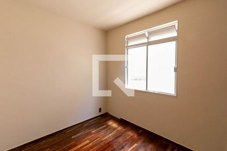 Quarto 2 de apartamento para alugar com 3 quartos, 70m² em Padre Eustáquio, Belo Horizonte