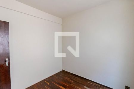 Quarto 1 de apartamento para alugar com 3 quartos, 70m² em Padre Eustáquio, Belo Horizonte
