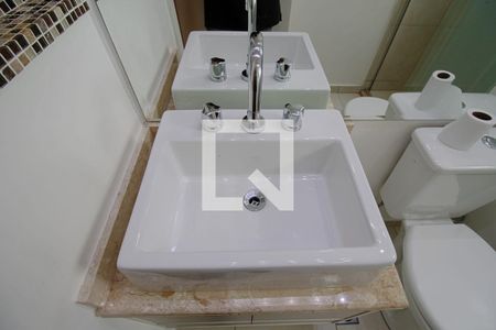 Apartamento para alugar com 72m², 2 quartos e 2 vagas Apartamento para alugar com 72m², 2 quartos e 2 vagasBanheiro da Suíte 1