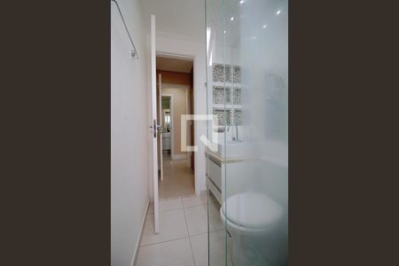 Apartamento para alugar com 72m², 2 quartos e 2 vagas Apartamento para alugar com 72m², 2 quartos e 2 vagasBanheiro da Suíte 1