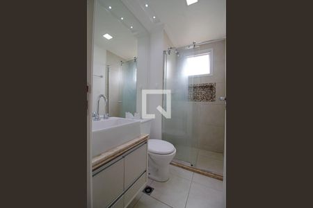Apartamento para alugar com 72m², 2 quartos e 2 vagas Apartamento para alugar com 72m², 2 quartos e 2 vagasBanheiro da Suíte 1