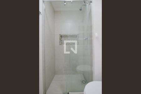 Apartamento para alugar com 72m², 2 quartos e 2 vagas Apartamento para alugar com 72m², 2 quartos e 2 vagasBanheiro