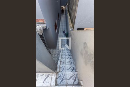 Casa à venda com 125m², 3 quartos e 2 vagasEscada Laje 1 / 2