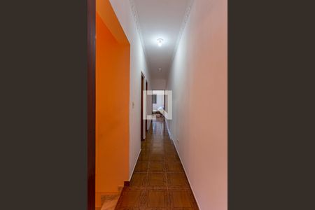 Corredor Dormitórios de casa à venda com 3 quartos, 125m² em Jardim Las Vegas, Santo André