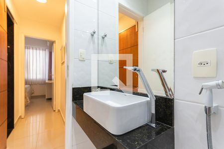 Apartamento para alugar com 77m², 2 quartos e sem vagaBanheiro