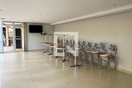 Apartamento para alugar com 62m², 2 quartos e 1 vaga Apartamento para alugar com 62m², 2 quartos e 1 vagaÁrea Comum - Salão de Festas