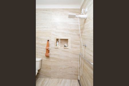 Casa à venda com 285m², 2 quartos e 4 vagas Casa à venda com 285m², 2 quartos e 4 vagasBanheiro da Suíte