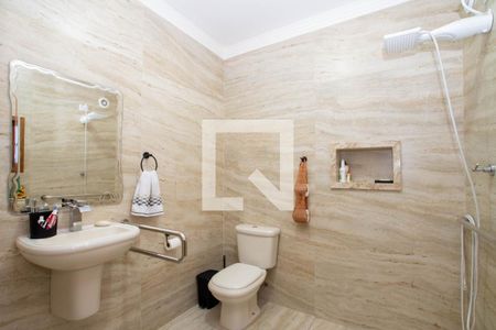 Casa à venda com 285m², 2 quartos e 4 vagas Casa à venda com 285m², 2 quartos e 4 vagasBanheiro da Suíte