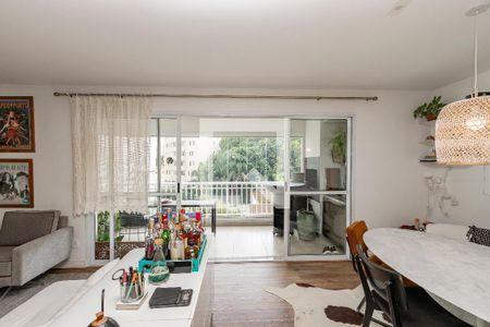 Apartamento à venda com 121m², 3 quartos e 2 vagas Apartamento à venda com 121m², 3 quartos e 2 vagasSala