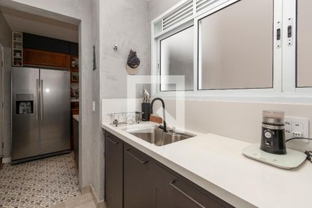 Apartamento à venda com 121m², 3 quartos e 2 vagas Apartamento à venda com 121m², 3 quartos e 2 vagasÁrea de Serviço