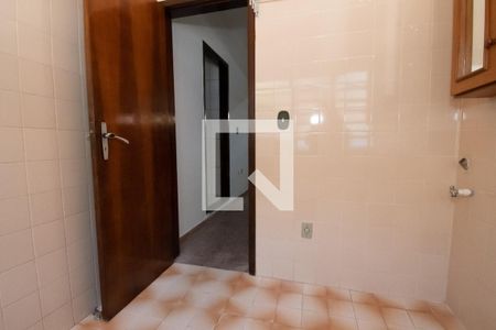 Casa para alugar com 205m², 4 quartos e 4 vagaslavanderia