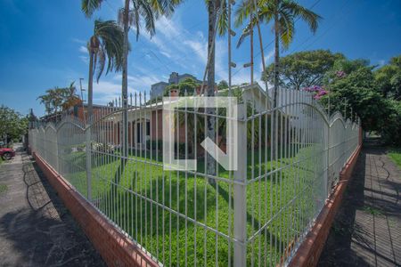 Casa para alugar com 205m², 4 quartos e 4 vagasesquina