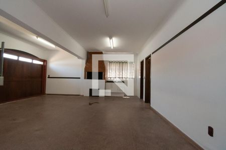 Casa para alugar com 205m², 4 quartos e 4 vagasgaragem