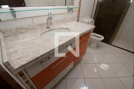 Casa para alugar com 205m², 4 quartos e 4 vagasbanheiro 2