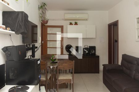 Sala de apartamento à venda com 2 quartos, 62m² em Rio Branco, Porto Alegre