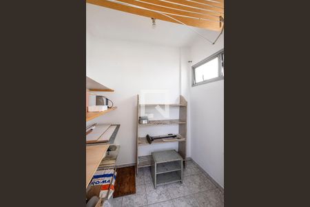 Apartamento à venda com 100m², 3 quartos e 1 vagaÁrea de Serviço - Despensa