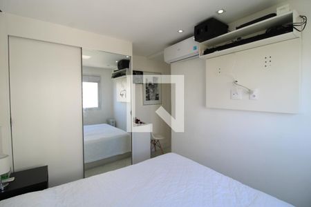 Suíte  de apartamento à venda com 2 quartos, 77m² em Barra Funda, São Paulo