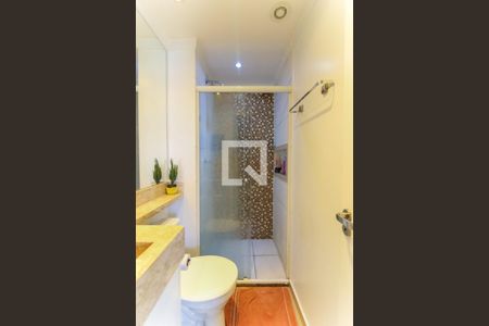 Apartamento à venda com 55m², 2 quartos e 1 vaga Apartamento à venda com 55m², 2 quartos e 1 vagaBanheiro
