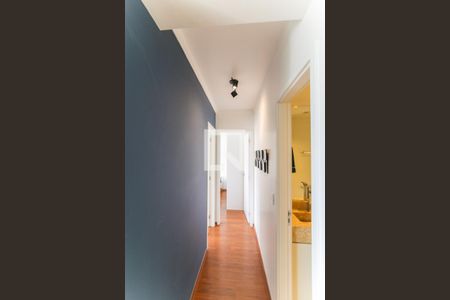 Corredor de apartamento à venda com 2 quartos, 55m² em Vila Andrade, São Paulo