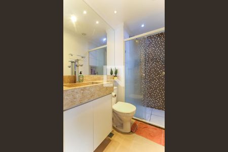 Apartamento à venda com 55m², 2 quartos e 1 vaga Apartamento à venda com 55m², 2 quartos e 1 vagaBanheiro