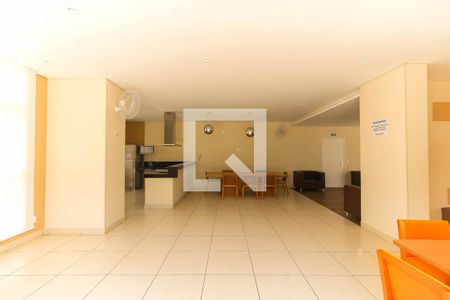 Apartamento à venda com 55m², 2 quartos e 1 vaga Apartamento à venda com 55m², 2 quartos e 1 vagaÁrea comum - Salão de festas