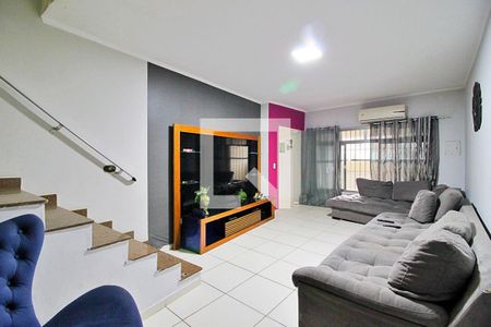 Sala 1 de casa à venda com 4 quartos, 220m² em Vila Curuçá, Santo André