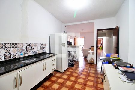Casa à venda com 220m², 4 quartos e 2 vagasCozinha 2