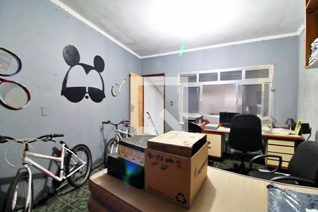 Casa à venda com 220m², 4 quartos e 2 vagasQuarto 3