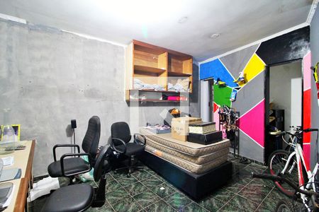 Casa à venda com 220m², 4 quartos e 2 vagasQuarto 3