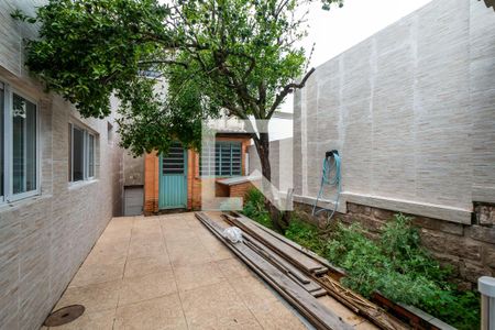 Casa à venda com 380m², 3 quartos e 4 vagasPátio