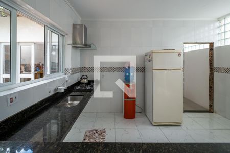 Casa à venda com 380m², 3 quartos e 4 vagasCozinha