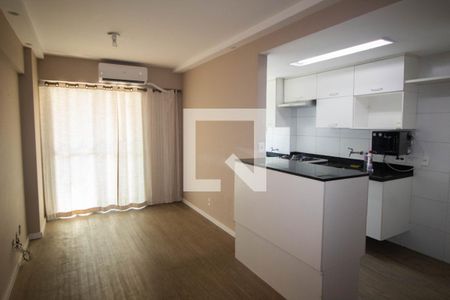 Sala de apartamento para alugar com 3 quartos, 67m² em Penha, Rio de Janeiro
