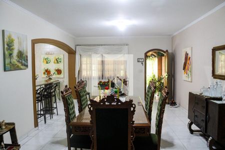 Casa à venda com 761m², 3 quartos e 6 vagasSótão