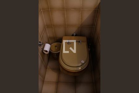 Casa à venda com 761m², 3 quartos e 6 vagasBanheiro da Suíte 2