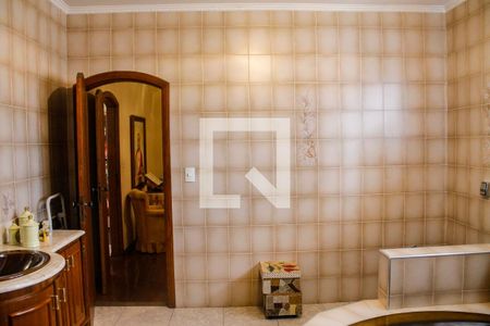 Casa à venda com 761m², 3 quartos e 6 vagasBanheiro da Suíte 1