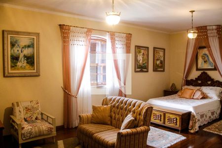 Casa à venda com 761m², 3 quartos e 6 vagasSuíte 2