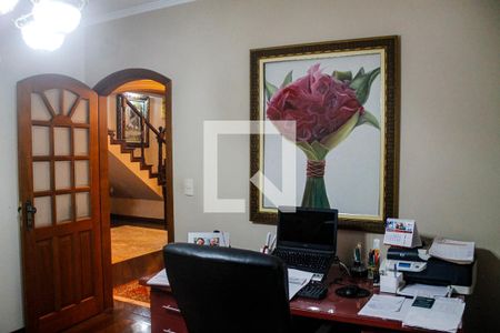 Casa à venda com 761m², 3 quartos e 6 vagasEscritório