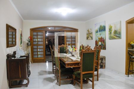 Casa à venda com 761m², 3 quartos e 6 vagasCozinha