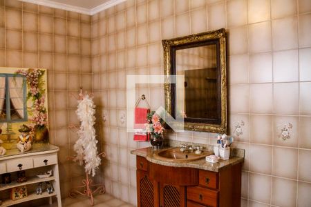 Casa à venda com 761m², 3 quartos e 6 vagasBanheiro da Suíte 2