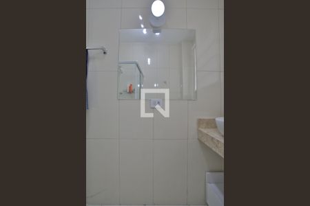 Apartamento para alugar com 70m², 2 quartos e sem vagaBanheiro