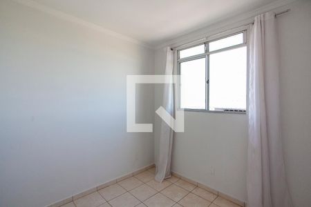 Quarto 1 de apartamento para alugar com 2 quartos, 42m² em Shopping Park, Uberlândia