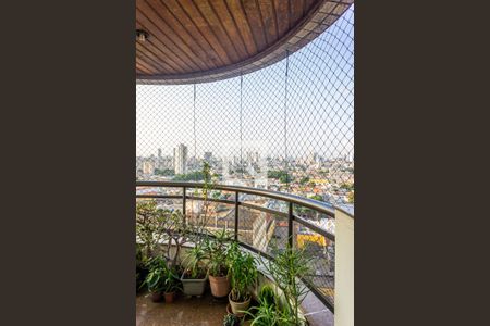 Sacada de apartamento à venda com 4 quartos, 178m² em Vila Carrão, São Paulo