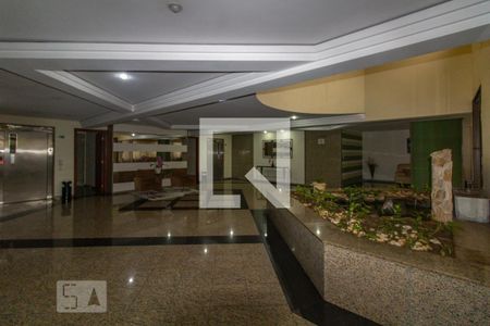 Apartamento à venda com 178m², 4 quartos e 3 vagas Apartamento à venda com 178m², 4 quartos e 3 vagasHall